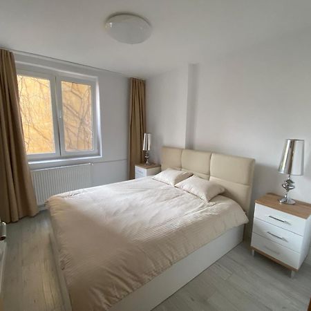 Apartament Universitate Lejlighed Bukarest Eksteriør billede