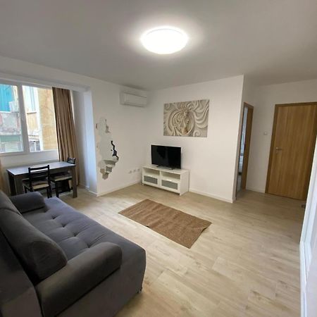 Apartament Universitate Lejlighed Bukarest Eksteriør billede